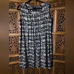 Studio Monochrome Patterned Dress